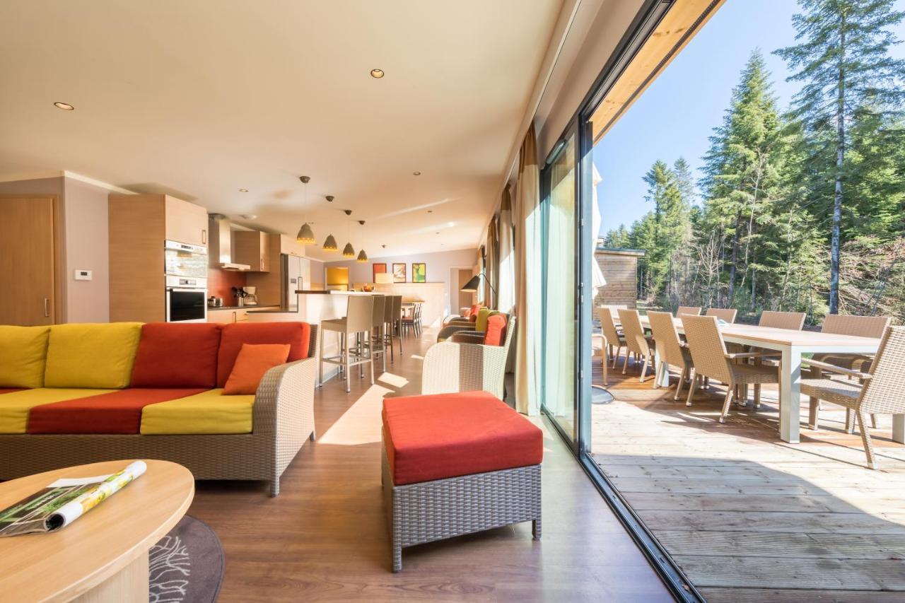 Center Parcs Les Trois Forets Аттіньї Екстер'єр фото