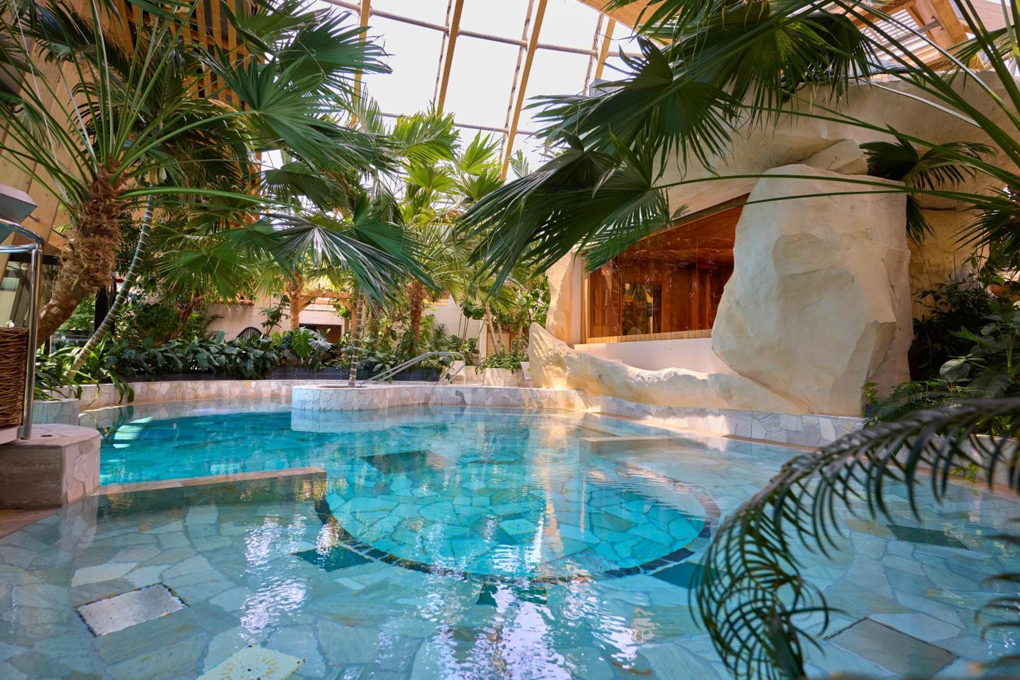 Center Parcs Les Trois Forets Аттіньї Екстер'єр фото