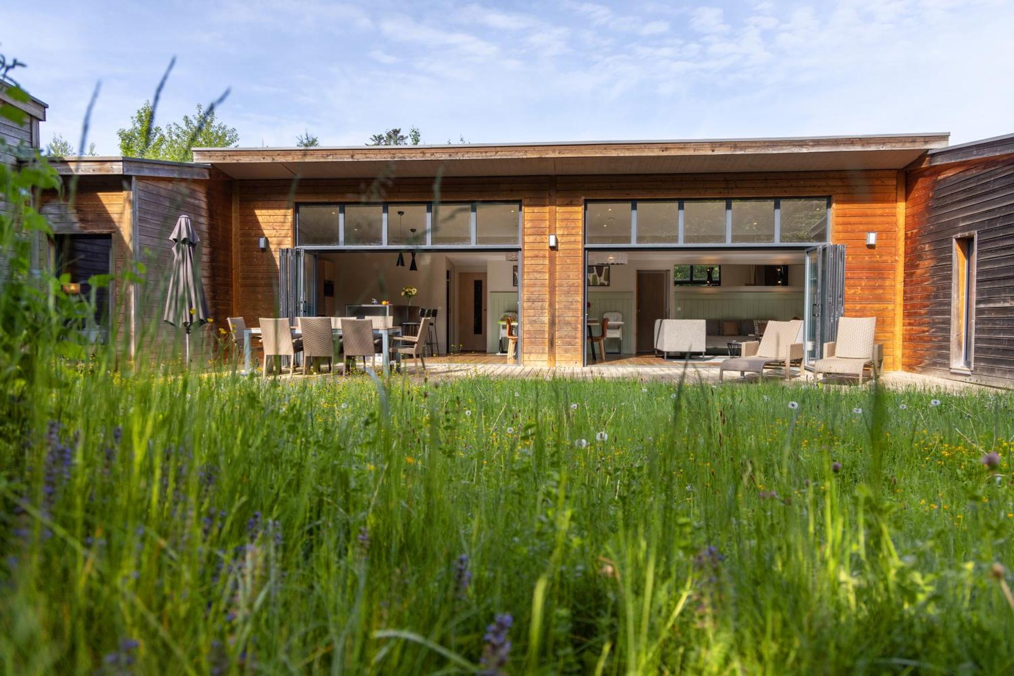 Center Parcs Les Trois Forets Аттіньї Екстер'єр фото