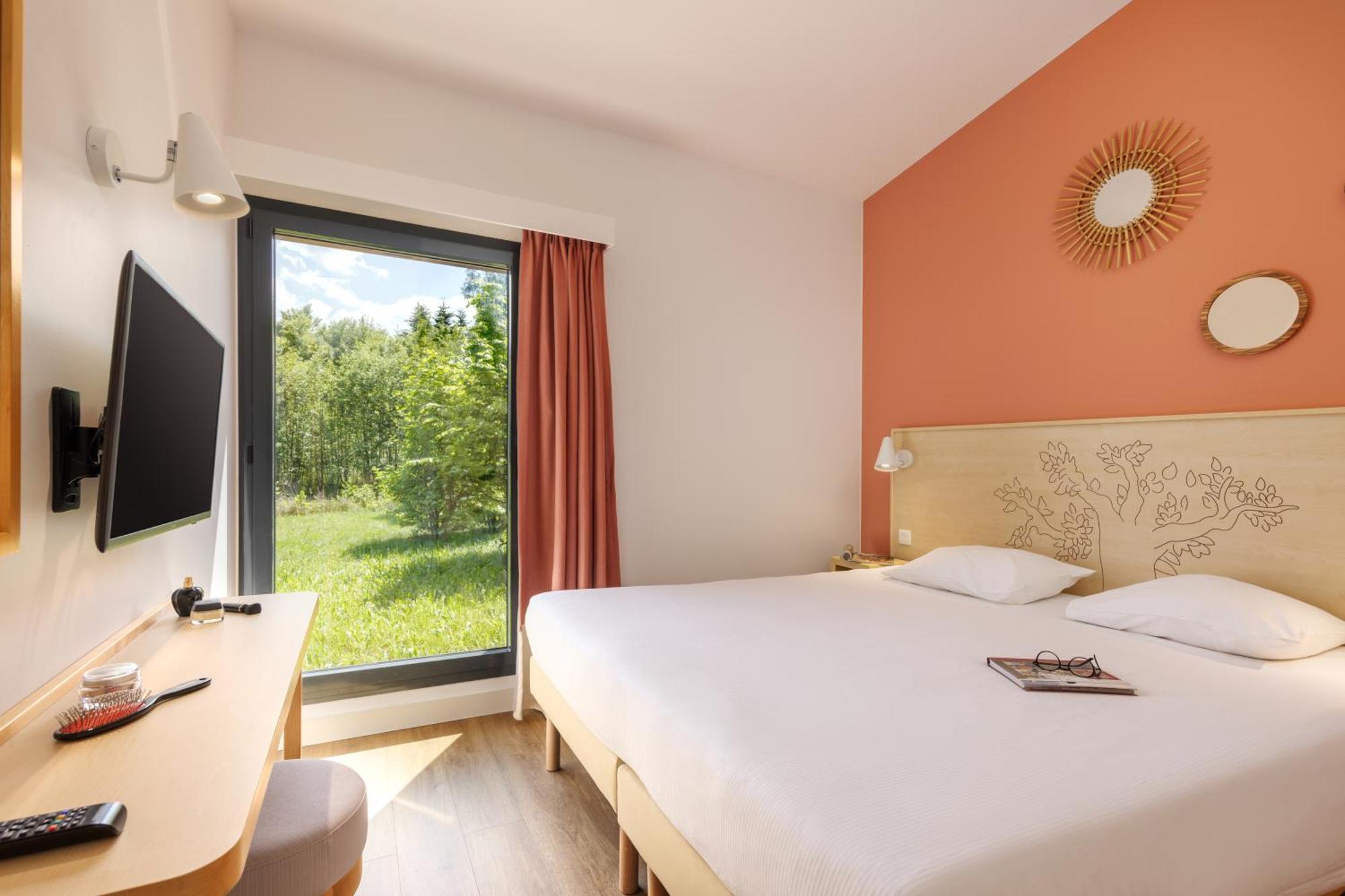 Center Parcs Les Trois Forets Аттіньї Екстер'єр фото